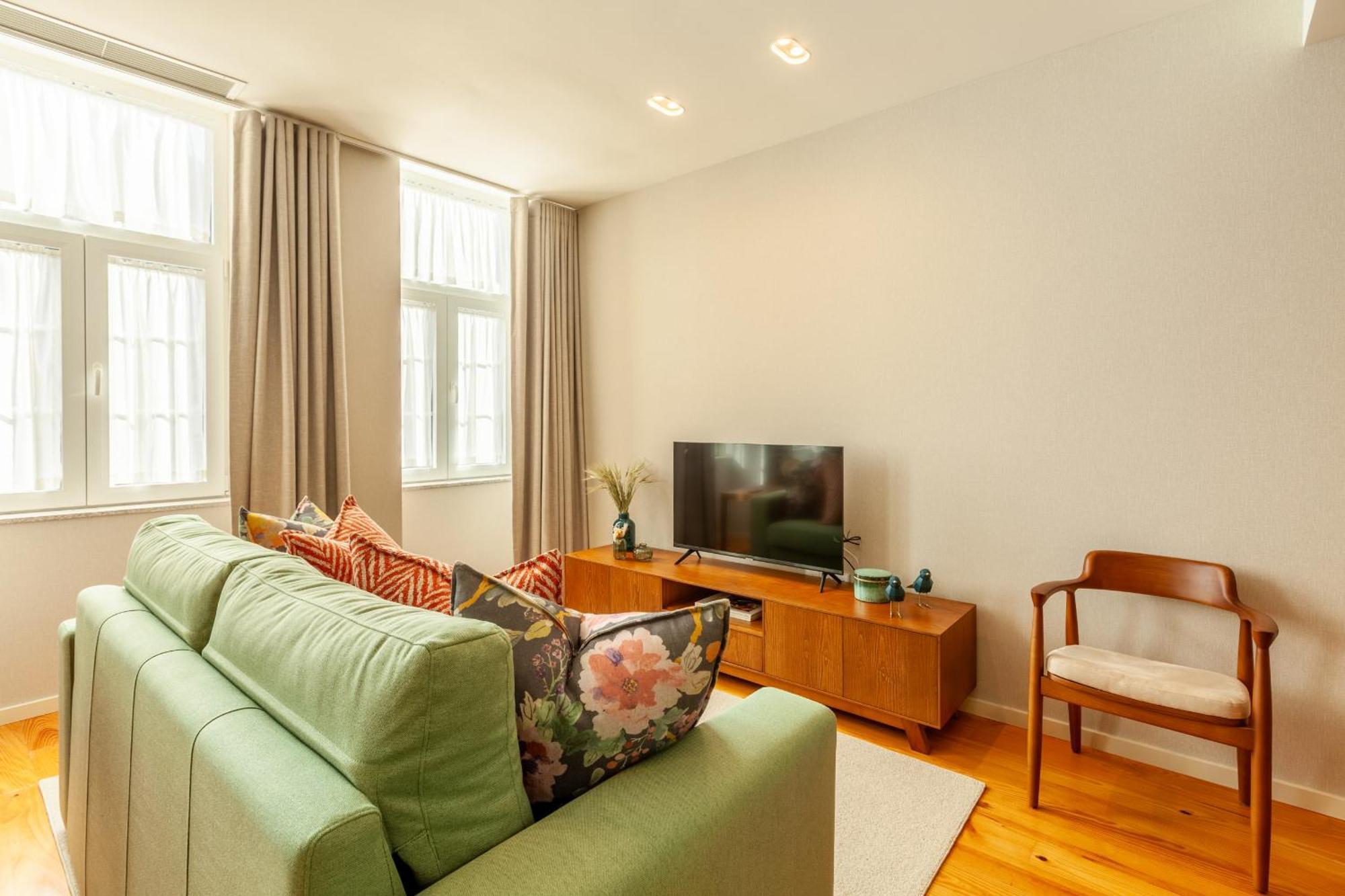 Savvy Signature Apartments Porto Exterior photo
