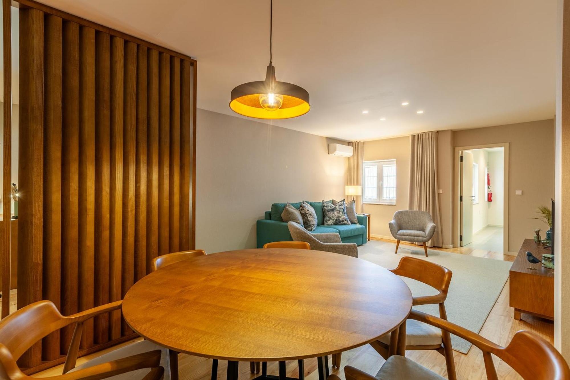 Savvy Signature Apartments Porto Exterior photo